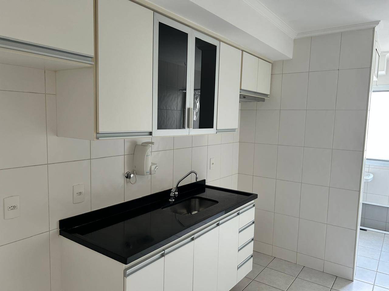 Apartamento à venda com 3 quartos, 86m² - Foto 1